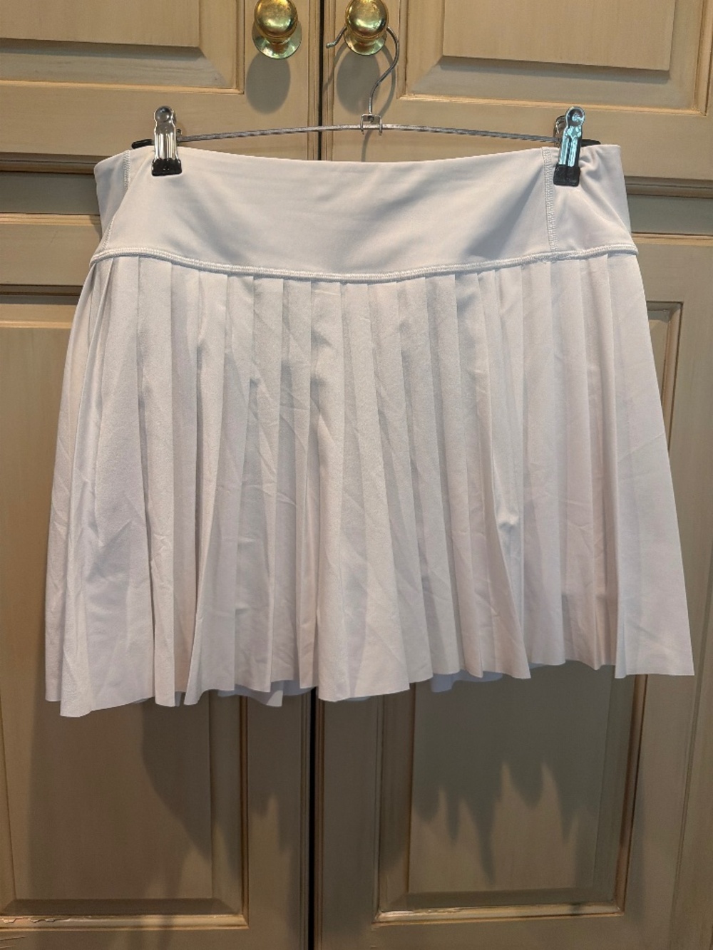 Athleta White Pleated Skort